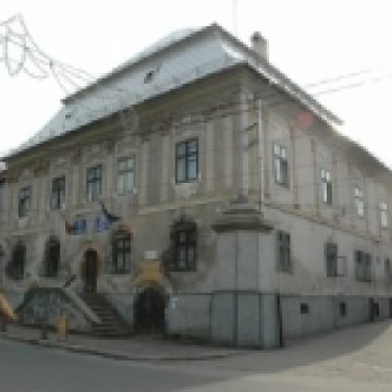 Consiliul Local Baia Sprie s-a gandit sa transforme institutia spitaliceasca intr-o societate pe actiuni, pentru a o salva de la închidere
