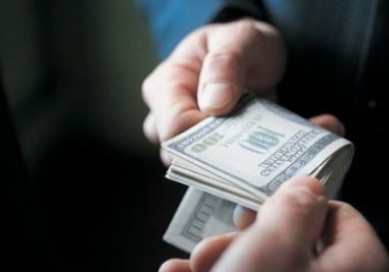 Investitori britanici: Corupţia, una dintre principalele probleme în România
