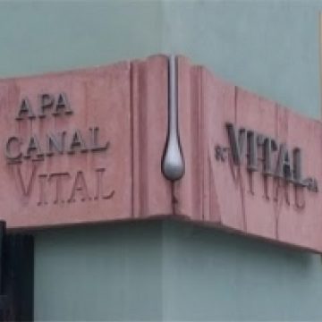 Din cauza răuplatnicilor, locatarii din 6 blocuri din Sighet, au rămas fără apă potabilă de la 1 iulie Din cauza răuplatnicilor, locatarii din 6 blocuri din Sighet, au rămas fără apă potabilă de la 1 iulie