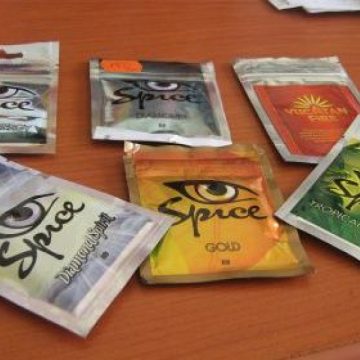 CE: Drogurile sintetice – o problemă din ce în ce mai serioasă CE: Drogurile sintetice – o problemă din ce în ce mai serioasă
