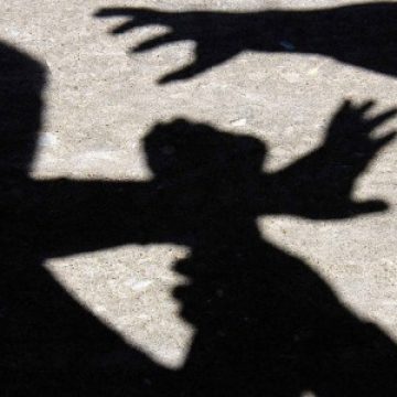 CRĂCIUNEȘTI: Ordin de protecție provizoriu într-un caz de violență domestică