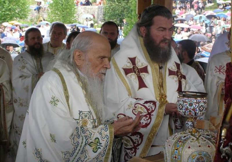 Barsana: IPS Justinian Chira si PS Iustin Sigheteanul au slujit la hramul Manastirii Barsana