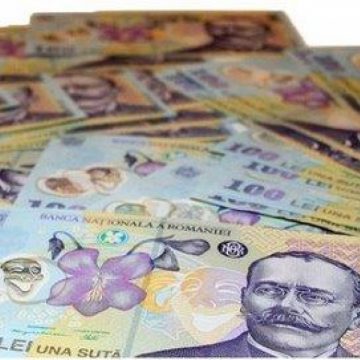 În România este în creştere numărul bancnotelor false, cea mai falsificată bancnotă este cea de 100 de lei În România este în creştere numărul bancnotelor false, cea mai falsificată bancnotă este cea de 100 de lei