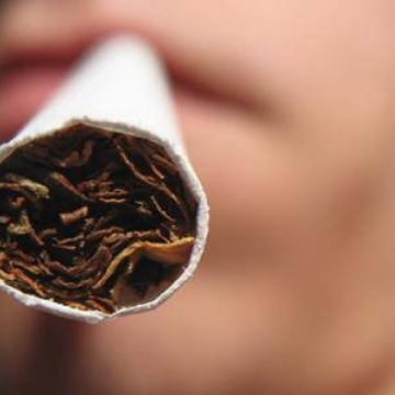 Islandezii vor putea să fumeze doar pe bază de reţetă de la medic