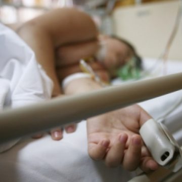 Ministerul Sănătăţii a modificat legislaţia privind tratamentul în străinătate al bolnavilor