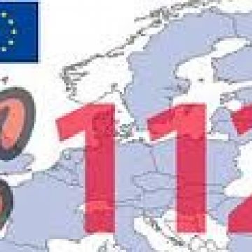 Multe persoane apelează Numărul Unic 112 fără a avea o urgenţă, adresează injurii operatoarelor, râd sau pun muzică
