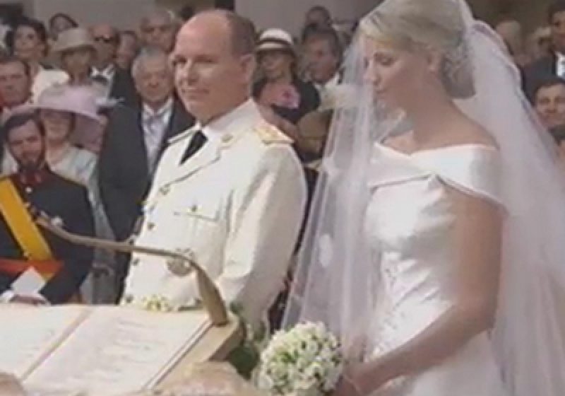 Nunta de la Monaco: Albert al II-lea şi Charlene se căsătoresc religios