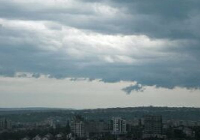 Meteorologii prognozează ploi torenţiale şi vijelii în Maramureş