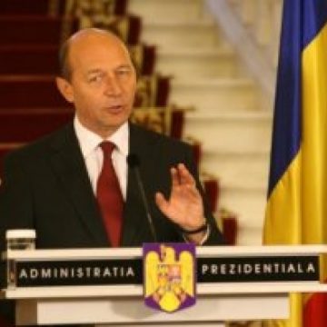 Preşedintele Băsescu a promulgat legea privind reabilitarea faţadelor clădirilor