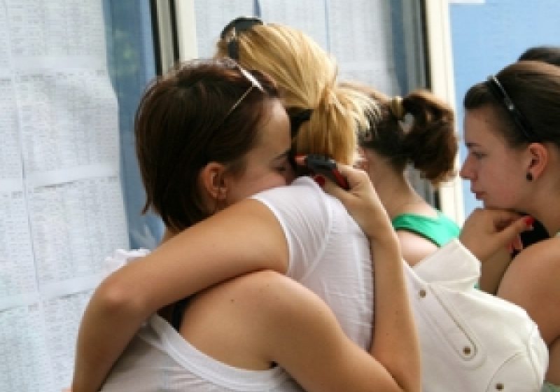 REZULTATE FINALE BAC 2011: Toate judeţele au avut mai mulţi promovaţi după recorectarea lucrărilor. Vezi datele centralizate
