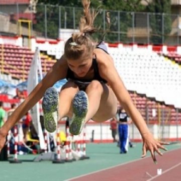 România are ca obiectiv o medalie şi 2-3 prezenţe în finale la CE de tineret de atletism România are ca obiectiv o medalie şi 2-3 prezenţe în finale la CE de tineret de atletism