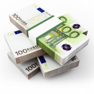 Statul reduce drastic prefinanţarea pe proiecte UE şi retrage banii firmelor fără acte de rambursare Statul reduce drastic prefinanţarea pe proiecte UE şi retrage banii firmelor fără acte de rambursare