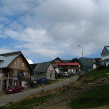 Tabără pentru copiii supraponderali, în staţiunea Straja