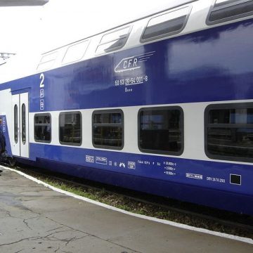 Trenul accelerat 944-1 Mangalia-Sighet a sosit astazi in Gara Sighet cu o intarziere de aproximativ 240 de minute Trenul accelerat 944-1 Mangalia-Sighet a sosit astazi in Gara Sighet cu o intarziere de aproximativ 240 de minute