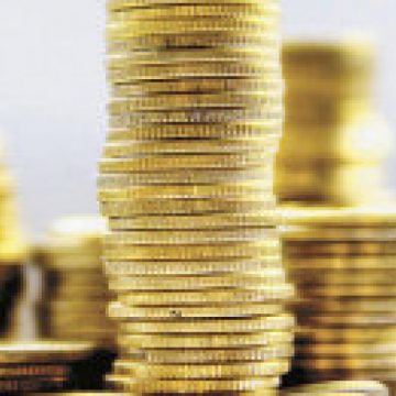 Veşti rele pentru cei care au credit în franci elveţieni: Cursul ar putea urca la 3,9 lei