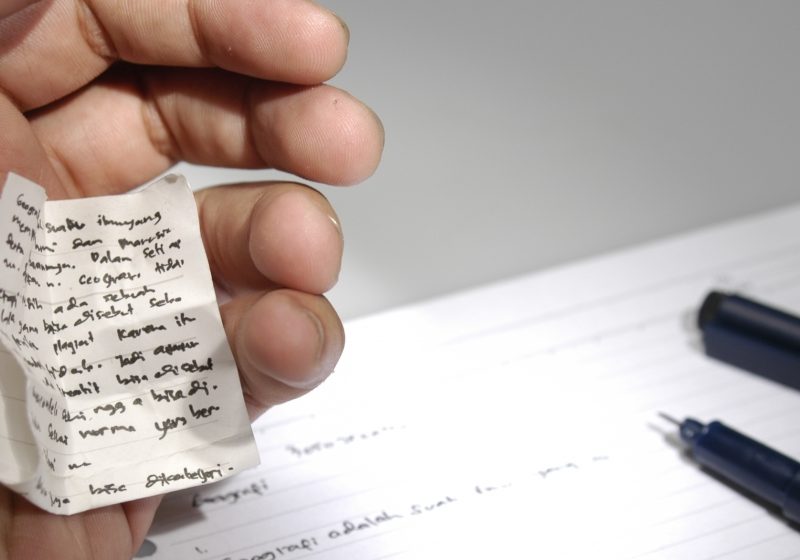 8 elevi maramureşeni au apelat la fiţuici la examenul scris la limba română la Bac-ul din toamnă