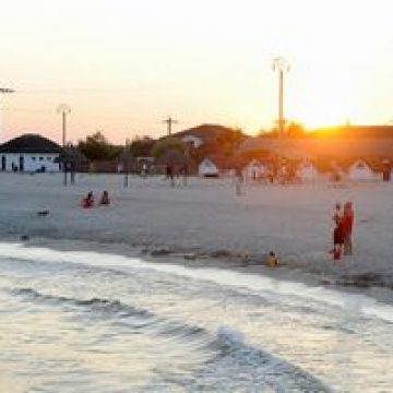 Asociaţiile din turism susţin că tarifele pe litoral nu cresc începând cu 1 august Asociaţiile din turism susţin că tarifele pe litoral nu cresc începând cu 1 august