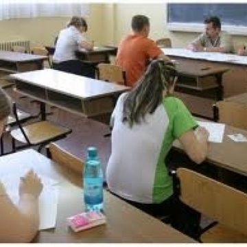 BACALAUREAT: Care au fost subiectele de la proba scrisă la limba română?