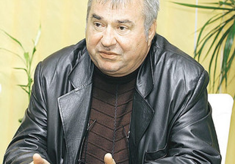 Călăraşi: Sute de persoane, la înmormântarea lui George Naghi
