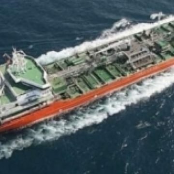Căpitanul navei scufundate în largul Indiei şi inginerul-şef român, eliberaţi pe cauţiune