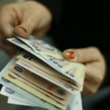 Cheltuielile de personal scad în 2012 în raport cu PIB; salariile bugetare cresc doar sustenabil