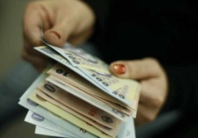 Cheltuielile de personal scad în 2012 în raport cu PIB; salariile bugetare cresc doar sustenabil Cheltuielile de personal scad în 2012 în raport cu PIB; salariile bugetare cresc doar sustenabil