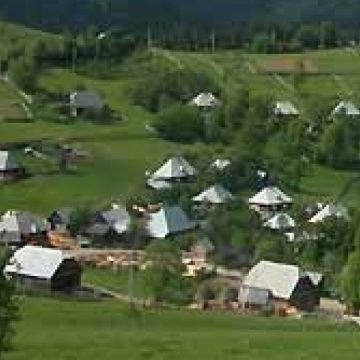 La împlinirea celor 600 de ani de la atestarea documentară, Comunitatea din Bistra a participat la inaugurarea podului din Cătunul Valea Neagră La împlinirea celor 600 de ani de la atestarea documentară, Comunitatea din Bistra a participat la inaugurarea podului din Cătunul Valea Neagră