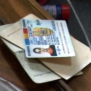 Înghesuială la ghişeul Serviciului Public Comunitar de Evidenta a Persoanelor din Sighetu Marmaţiei