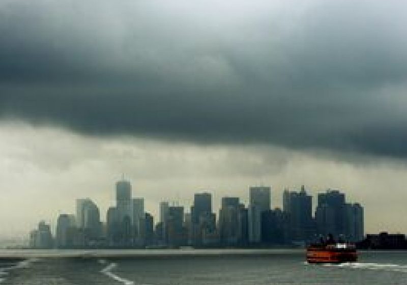 Irene loveşte New Yorkul transformat în oraş-fantomă