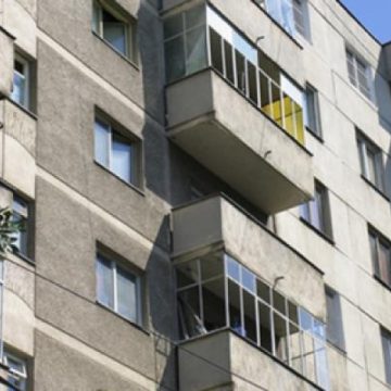 Locuinţele din blocuri consolidate împotriva seismelor nu vor mai fi ipotecate în favoarea statului