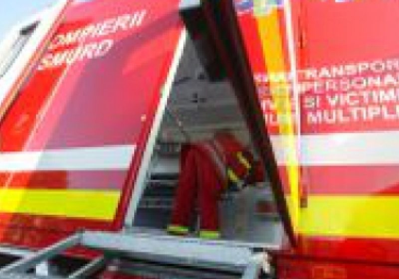 Minor de 7 ani acroşat de un autoturism în Baia Mare