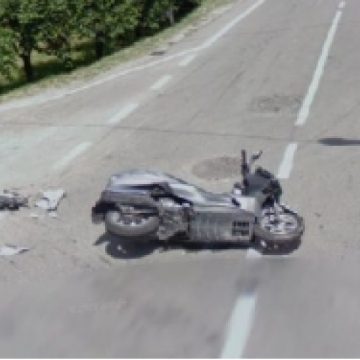 Mopedist sighetean rănit într-un accident produs pe DN 18, în localitatea Berbeşti Mopedist sighetean rănit într-un accident produs pe DN 18, în localitatea Berbeşti