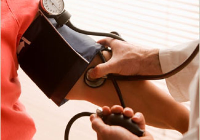 Sighetenii pot beneficia gratuit de măsurarea nivelului colesterolului din sânge şi a tensiunii arteriale Sighetenii pot beneficia gratuit de măsurarea nivelului colesterolului din sânge şi a tensiunii arteriale