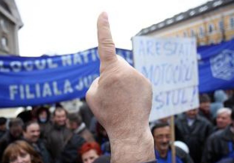 Baia Mare: Sindicatele maramureşene se întâlnesc mâine cu candidaţii la funcţia de deputat