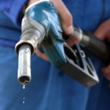 Specialistii fac unele recomandari soferilor pentru a reduce la minimum consumul de carburanti Specialistii fac unele recomandari soferilor pentru a reduce la minimum consumul de carburanti