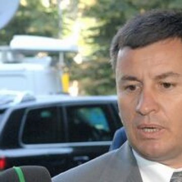 Traian Igaş: Absolvenţii Academiei de Poliţie şi ai şcolilor de subofiţeri, angajaţi începând de anul viitor, în funcţie posturile vacante Traian Igaş: Absolvenţii Academiei de Poliţie şi ai şcolilor de subofiţeri, angajaţi începând de anul viitor, în funcţie posturile vacante