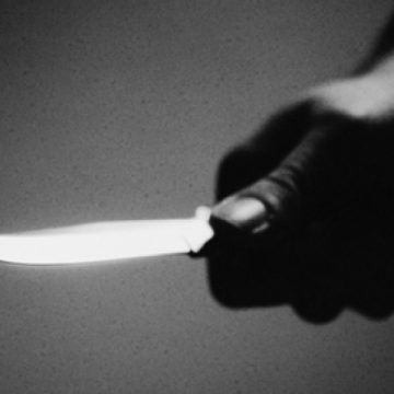 Un bărbat a fost înjunghiat mortal în inimă, în plină stradă Un bărbat a fost înjunghiat mortal în inimă, în plină stradă