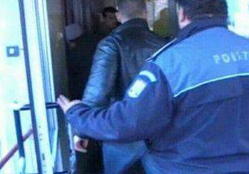 Un minor de 15 ani a dat o spargere la un magazin din Vişeu de Sus