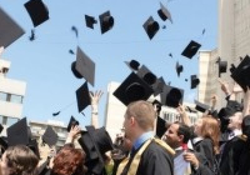 Universităţile vor fi clasificate şi finanţate conform nivelului de studii-licenţă, masterat şi doctorat