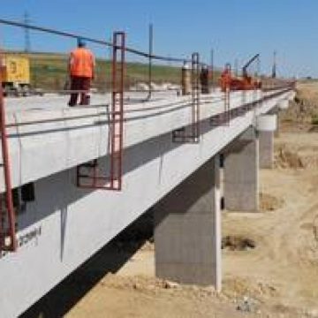 52 de kilometri de autostrăzi au costat în doi ani 3,5 miliarde de euro 52 de kilometri de autostrăzi au costat în doi ani 3,5 miliarde de euro