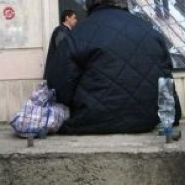 9 minori din Baia Mare au fost duşi la secţia de poliţie pentru că practicau cerşetoria