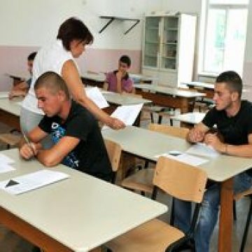 IRES: Doar 32% dintre români au o părere bună despre învăţământul naţional