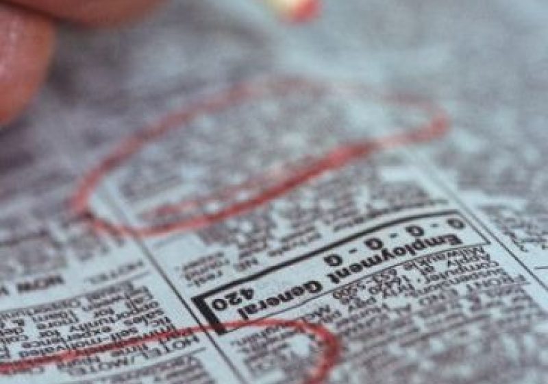 Câţi absolvenţi de liceu sunt înregistraţi ca şomeri. Peste 800 primesc deja indemnizaţie