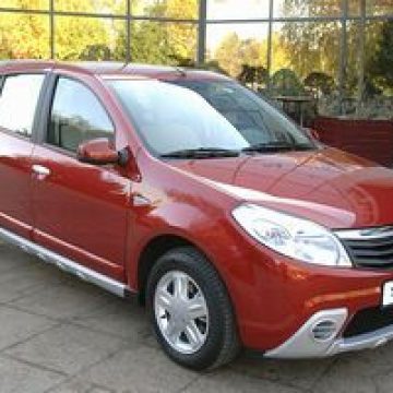Dacia va testa în premieră în Italia un sistem de vânzare online a autovehiculelor sale Dacia va testa în premieră în Italia un sistem de vânzare online a autovehiculelor sale