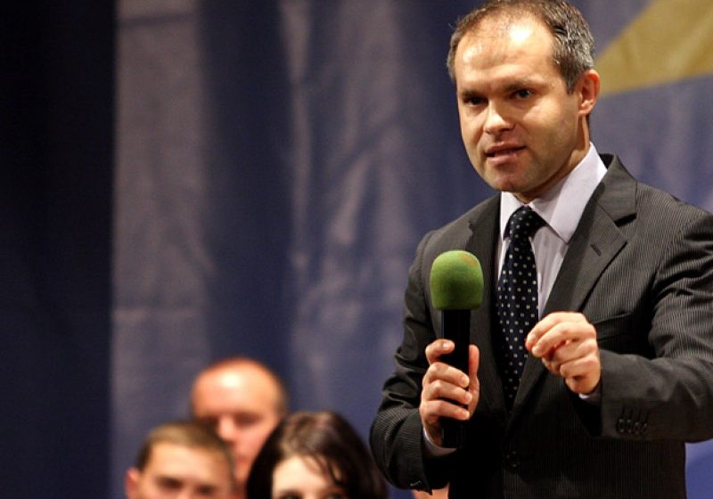 Daniel Funeriu le-a cerut părinţilor să se implice în viaţa şcolii