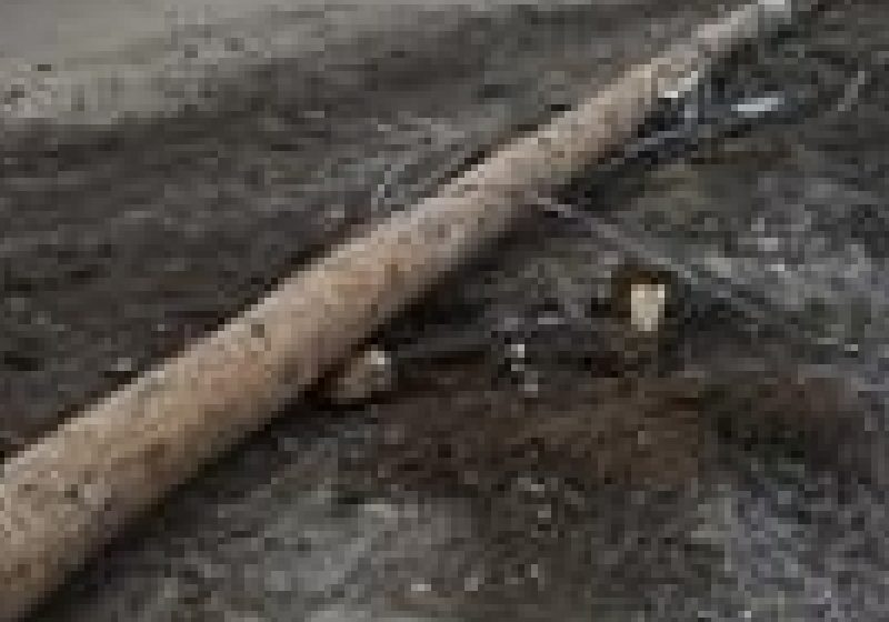 Drum blocat, autorităţi neputincioase, oameni disperaţi…la Rona de Sus