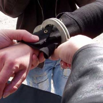 Doi suspecţi de comiterea unor furturi de mopede au fost identificaţi La Baia Mare de către poliţişti