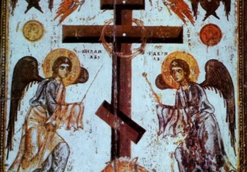 Creştinii ortodocşi şi catolici prăznuiesc Înălţarea Sfintei Cruci