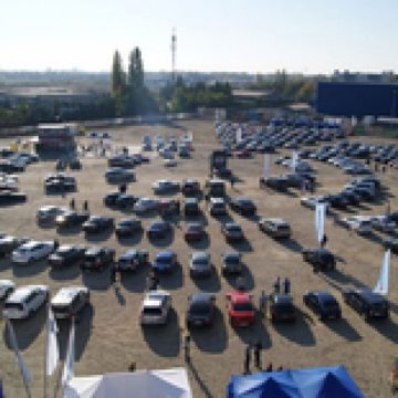 INS: Comerţul cu autovehicule a crescut cu aproape 6% în primele şapte luni INS: Comerţul cu autovehicule a crescut cu aproape 6% în primele şapte luni