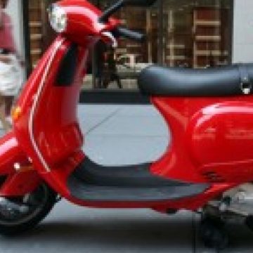 Mai mulţi suspecţi de furturi de mopede au fost reţinuţi de poliţiştii băimăreni Mai mulţi suspecţi de furturi de mopede au fost reţinuţi de poliţiştii băimăreni